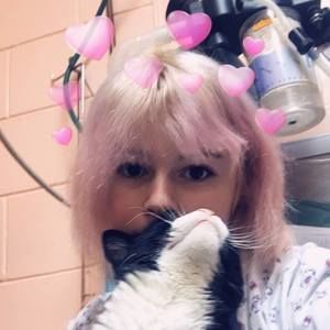 Meet your Posher, Clara